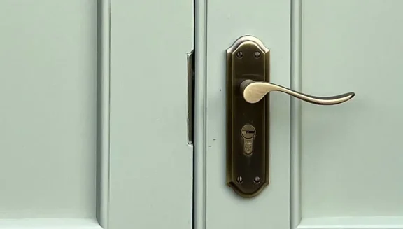Holme Village Community Centre door handle